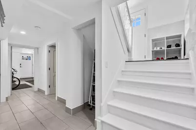 1963  S.  7th St, Milwaukee, WI 53207 - Photo 16