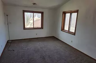 215 Franklin St, Delavan, WI 53115 - Photo 8