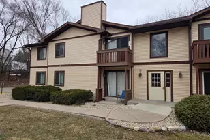 215 Franklin St, Delavan, WI 53115 - Photo 1