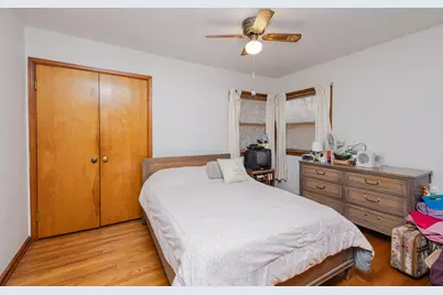 8824 W Harrison Ave, West Allis, WI 53227 - Photo 32