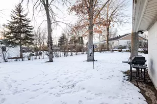 8824 W Harrison Ave, West Allis, WI 53227 - Photo 48