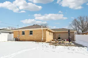 2833 S 72nd St, West Allis, WI 53219 - Photo 40