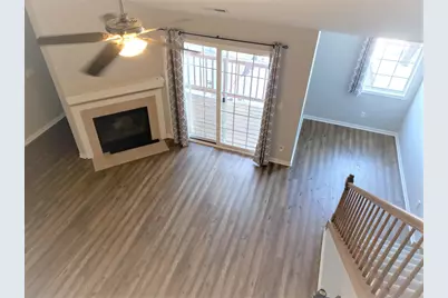 4737 S Hunter Ln, New Berlin, WI 53151 - Photo 2