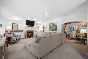 3236 S 97th St, Milwaukee, WI 53227 - Photo 6