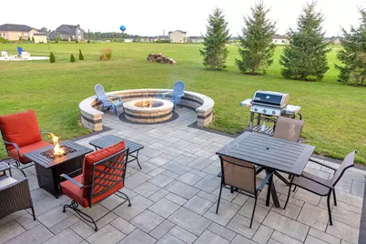 465  Chasefield Dr, Williams Bay, WI 53191 - Photo 8