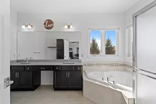 465 Chasefield Dr, Williams Bay, WI 53191 - Photo 20