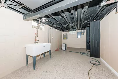 5126 N 67th St, Milwaukee, WI 53218 - Photo 16