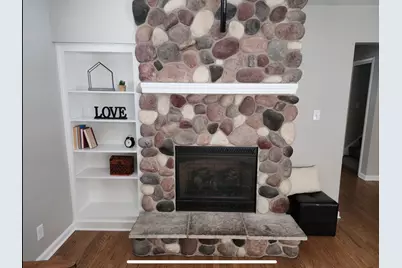 5126 N 67th St, Milwaukee, WI 53218 - Photo 2