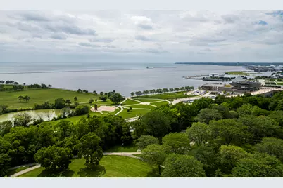 1028 E Juneau Ave #812, Milwaukee, WI 53202 - Photo 34