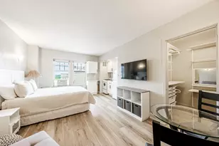 1028 E Juneau Ave, Milwaukee, WI 53202 - Photo 2