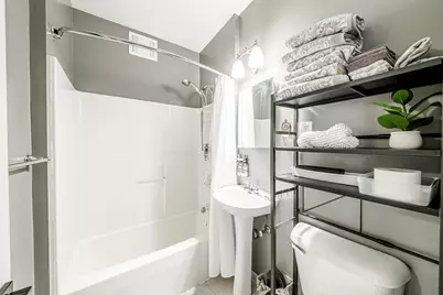 1028 E Juneau Ave #812, Milwaukee, WI 53202 - Photo 4