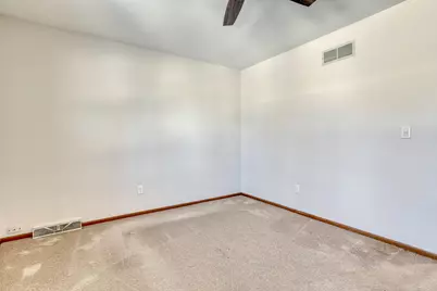 6919  Harvey Ave, Wauwatosa, WI 53213 - Photo 14