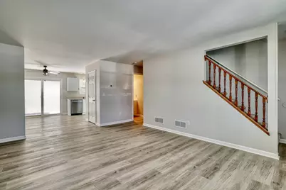 6919  Harvey Ave, Wauwatosa, WI 53213 - Photo 4