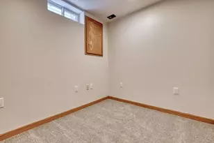 6919 Harvey Ave, Wauwatosa, WI 53213 - Photo 28