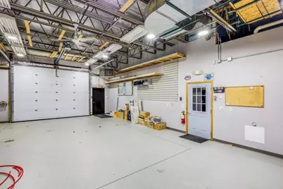 1227  Washington St, Manitowoc, WI 54220 - Photo 10