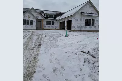 9401 W Huntington Dr, Mequon, WI 53097 - Photo 2