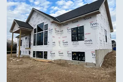 9401 W Huntington Dr, Mequon, WI 53097 - Photo 4