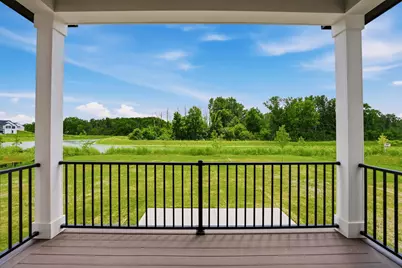 9401 W Huntington Dr, Mequon, WI 53097 - Photo 4