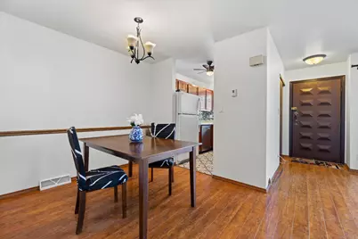 4289 W College Ave, Franklin, WI 53221 - Photo 8