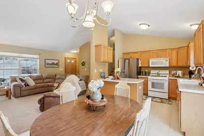 W142N9935  Amber Dr, Germantown, WI 53022 - Photo 32