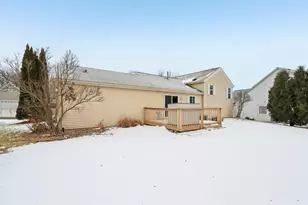 W142N9935 Amber Dr, Germantown, WI 53022 - Photo 34