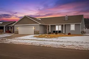 3141 Christenson Ln, Holmen, WI 54650 - Photo 1