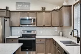 3141 Christenson Ln, Holmen, WI 54650 - Photo 14