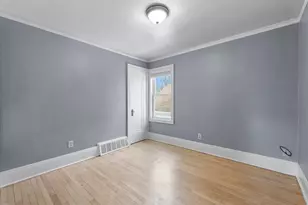 911 W Eula Ct, Glendale, WI 53209 - Photo 18