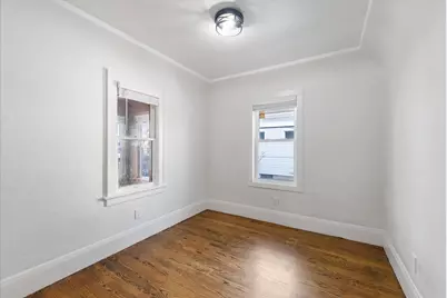 911 W Eula Ct #913, Glendale, WI 53209 - Photo 8