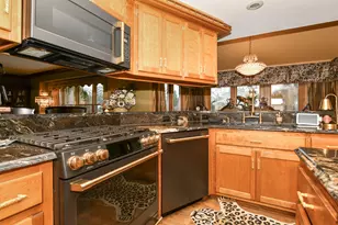 S74W14303 Settler Way, Muskego, WI 53150 - Photo 14