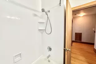 7705 W Rogers St, West Allis, WI 53219 - Photo 24