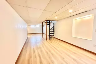 7705 W Rogers St, West Allis, WI 53219 - Photo 30