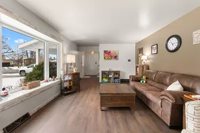 125  Parkway Ct, Fond du Lac, WI 54935 - Photo 8