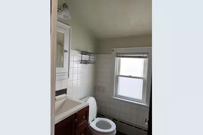 3647A E Munkwitz Ave #upper, Cudahy, WI 53110 - Photo 10