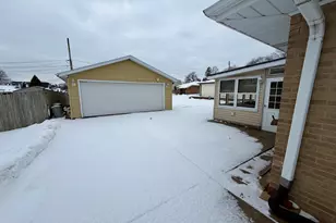 8541 W McMyron St, West Allis, WI 53214 - Photo 2