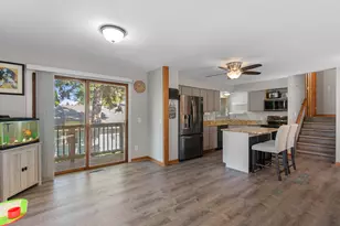 W165N10401 Wagon Trail, Germantown, WI 53022 - Photo 10