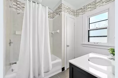 8140  Hillcrest Dr, Wauwatosa, WI 53213 - Photo 22