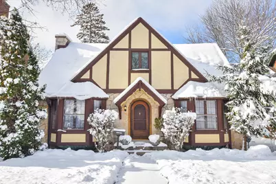 1531 N 60th St, Wauwatosa, WI 53208 - Photo 2