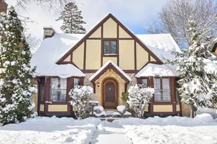 1531 N 60th St, Wauwatosa, WI 53208 - Photo 2