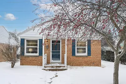 5648 N Dexter Ave, Glendale, WI 53209 - Photo 1