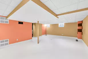 5648 N Dexter Ave, Glendale, WI 53209 - Photo 16