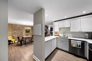 270 E Highland Ave, Milwaukee, WI 53202 - Photo 8