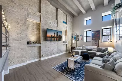 270 E Highland Ave #621, Milwaukee, WI 53202 - Photo 1