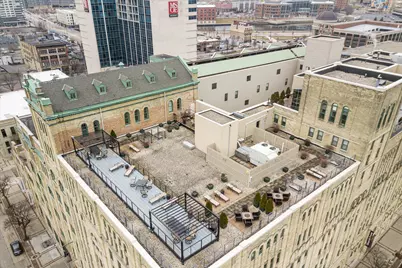 270 E Highland Ave #621, Milwaukee, WI 53202 - Photo 38