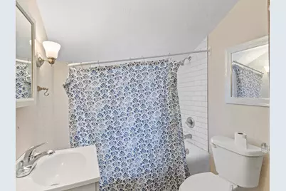 2432 N 55th St, Milwaukee, WI 53210 - Photo 10