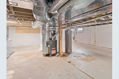 2432 N 55th St, Milwaukee, WI 53210 - Photo 20