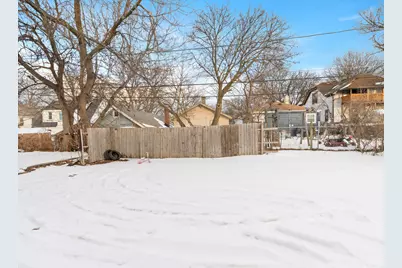 2432 N 55th St, Milwaukee, WI 53210 - Photo 22