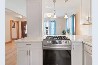 2432 N 55th St, Milwaukee, WI 53210 - Photo 4