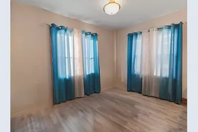 2432 N 55th St, Milwaukee, WI 53210 - Photo 6