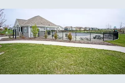 2826  Yahara Dr, Summit, WI 53066 - Photo 34